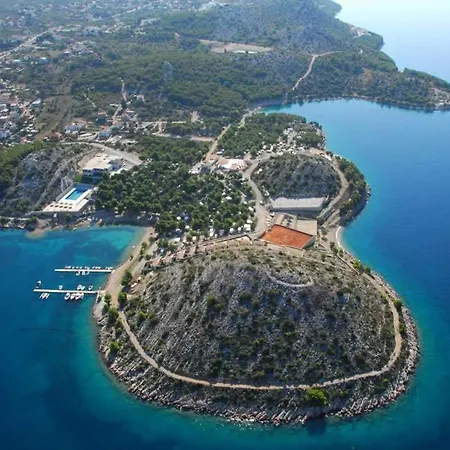 Campsite Fm Mobile - Oaza Mira, Drage
