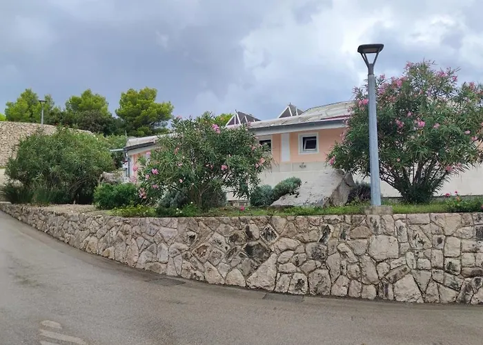 Fm Mobile - Oaza Mira, キャンプ場 ドラゲ