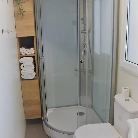 Fm Mobile - Oaza Mira, 营地 *