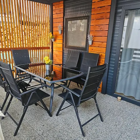 Fm Mobile - Oaza Mira, 营地 *