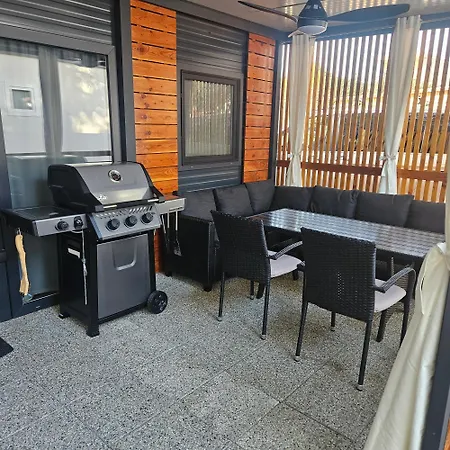 Fm Mobile - Oaza Mira, * 德拉格