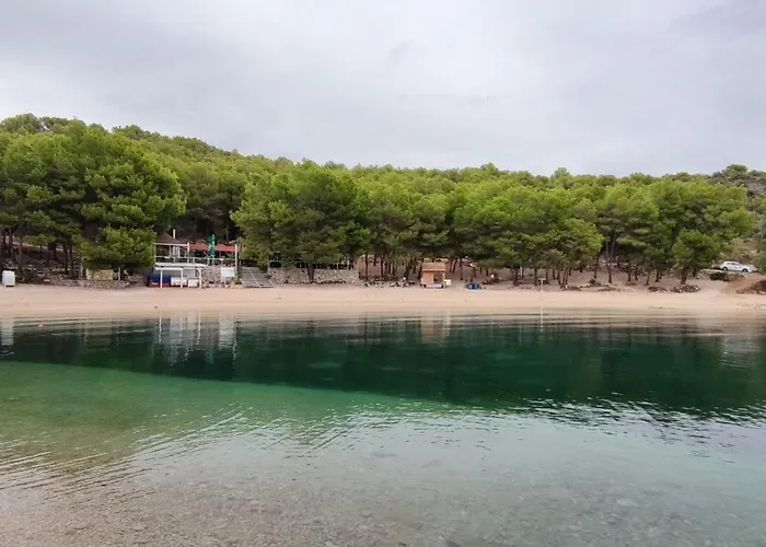 Fm Mobile - Oaza Mira, Кемпинг